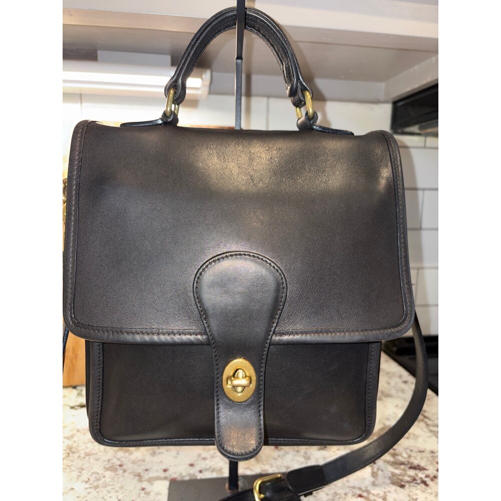 Vintage Coach Station Bag 5130 Black Leather Cleaned & Conditioned - Picture 2 of 8